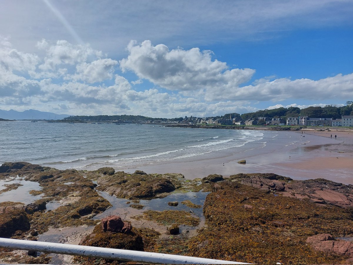 McinallyJordan's tweet photo. First Millport residential was an absolute dream! @sgsah #millportphotos https://t.co/DUgzfT4svy