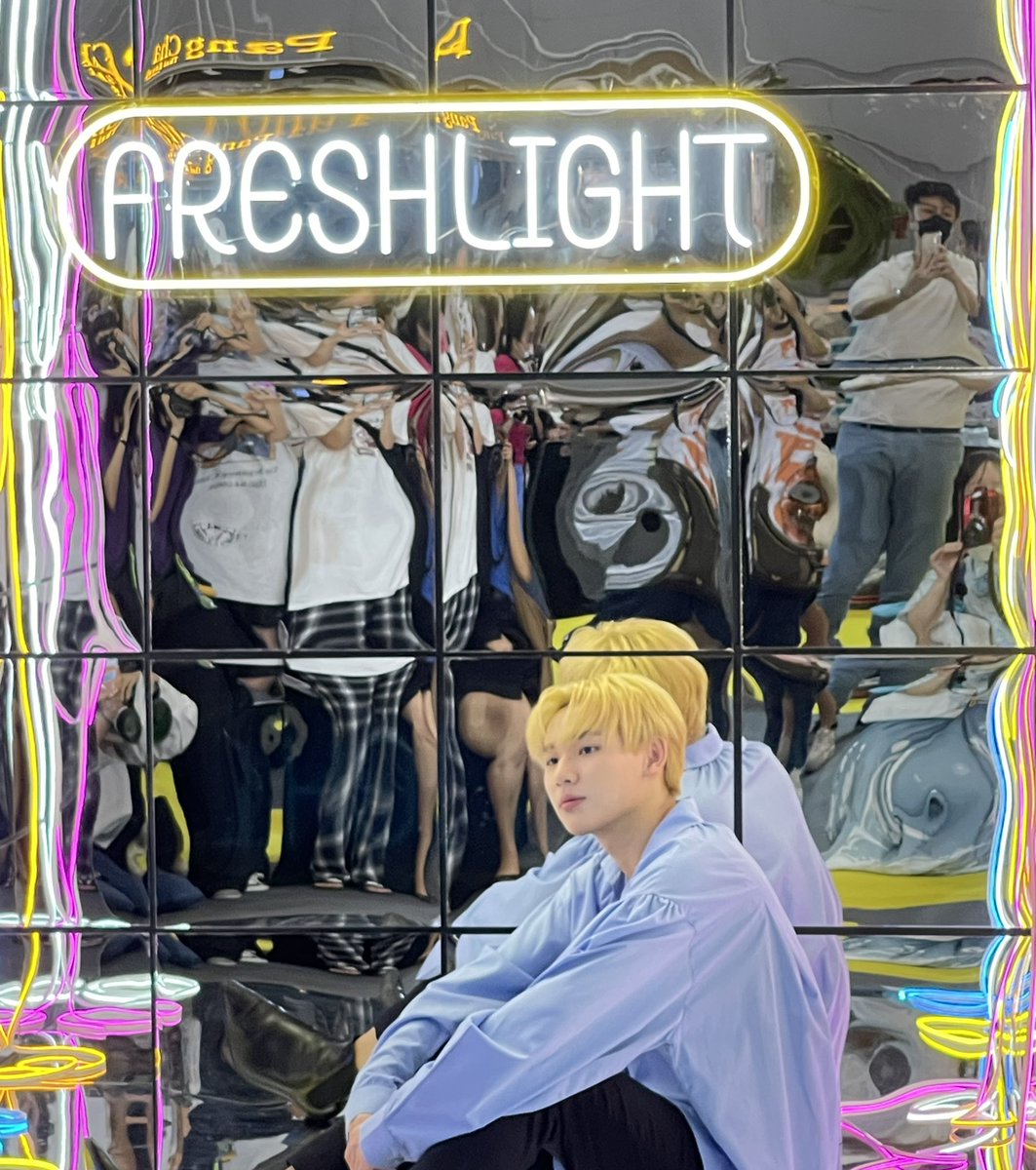 Apichit2514's tweet photo. 😍😍😍#FRESHLIGHT https://t.co/GK7bOzOToe