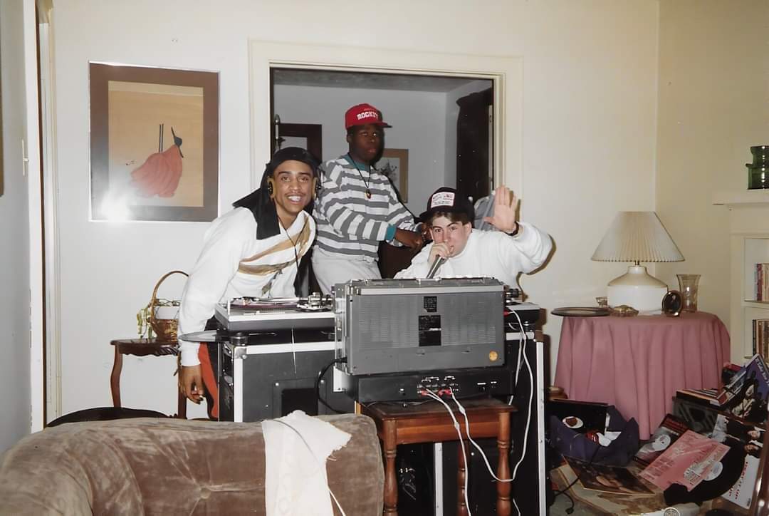 CanterburyProd's tweet photo. Practicing turntablism for hours on his parents’ home stereo equipment, DJX would become one of the premier DJs in the city. His unmatched skills and a second-place finish at DMC nationals led to CKLNs The Power Move Show. Thanks to @AdrienKing
for appearing in Drop the Needle! https://t.co/IN0v2wnaPX