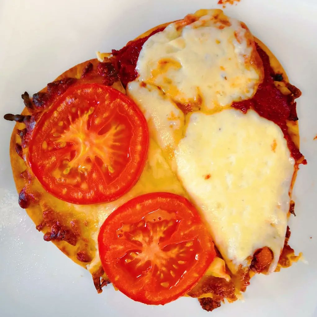 mealsinspiredby's tweet photo. Meals inspired by #pokemon » Girafarig Half and Half Flatbread 
A great little half and half flatbread recipe for the Pokémon Girafarig, using ingredients received from a Degusta Box. 
https://t.co/QmF78lCEfu https://t.co/T5l2Gv6ESy