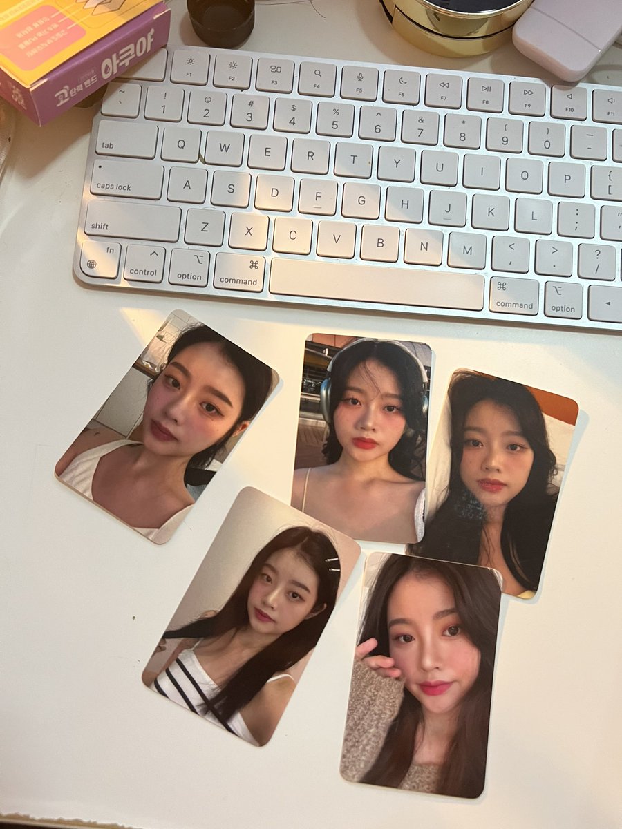 appartement201's tweet photo. Made my own PCs bc I was tired of collecting $20 cards w a picture of (my) men on them… ☠️ my red flag truly https://t.co/fbllGMkdkJ