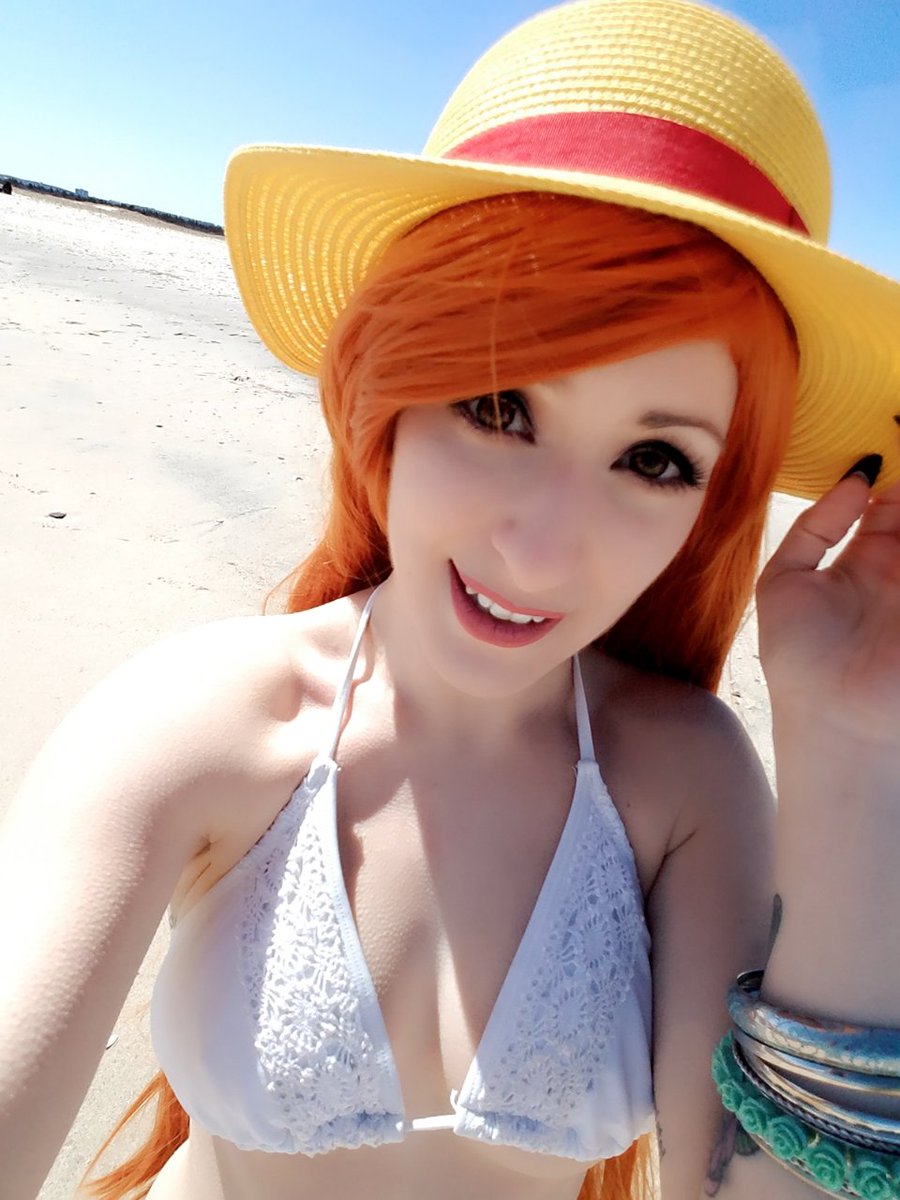 Yall can say it's a joke all you want, my girl has it. 🍊 #Nami