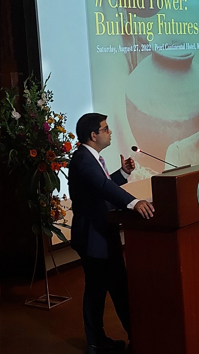 FyezahJehan's tweet photo. @AdilHaiderMD giving his remarks. He also announced AKU's upcoming flood support task force that will be collaborating with the provincial government to provide healthcare in affected areas. #childpowerbuildingfutures #Sehatmuhafiz
#Sickkids
#Techtalk https://t.co/LyjhgUhvXA