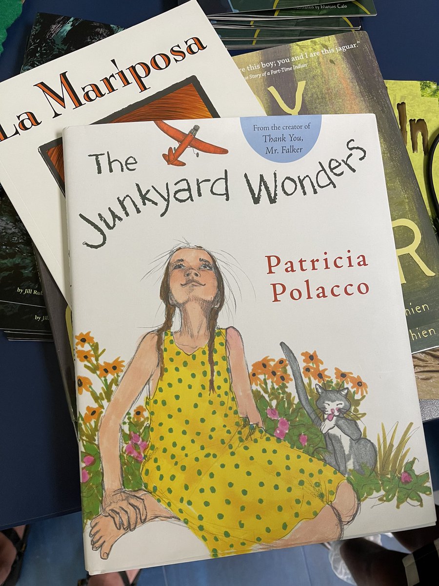 EES_STEM's tweet image. We’re at Manchester Elementary in @southdearborncs today helping them work towards STEM certification! Check out some of the cool stuff their students get to do throughout the process. Keep up the great work! #STEM #STEMcertification #K12Boost @BeauHawkEd @messhiners @K12Boost