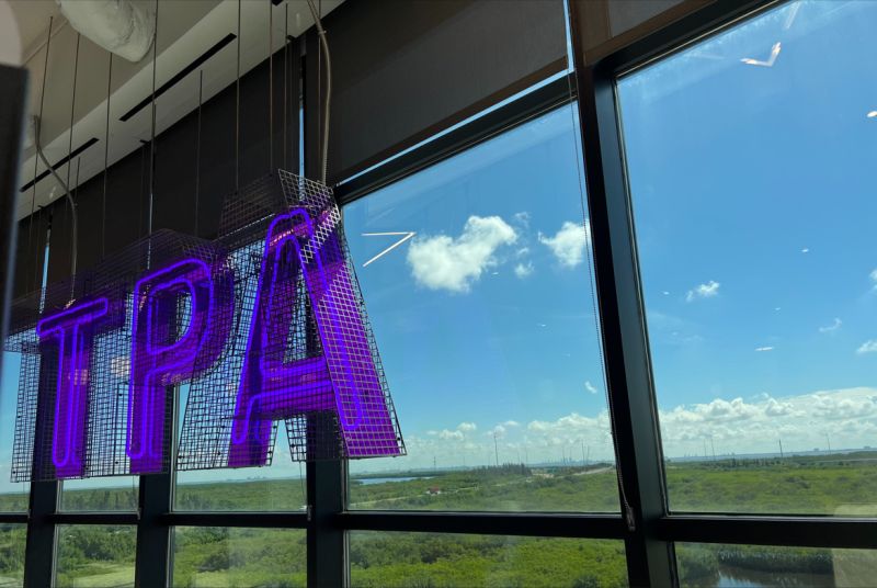 Great day yesterday at the <a href="/Accenture/">Accenture</a> Tampa office 💜🏙, meeting colleagues and enjoying the view of the bay.