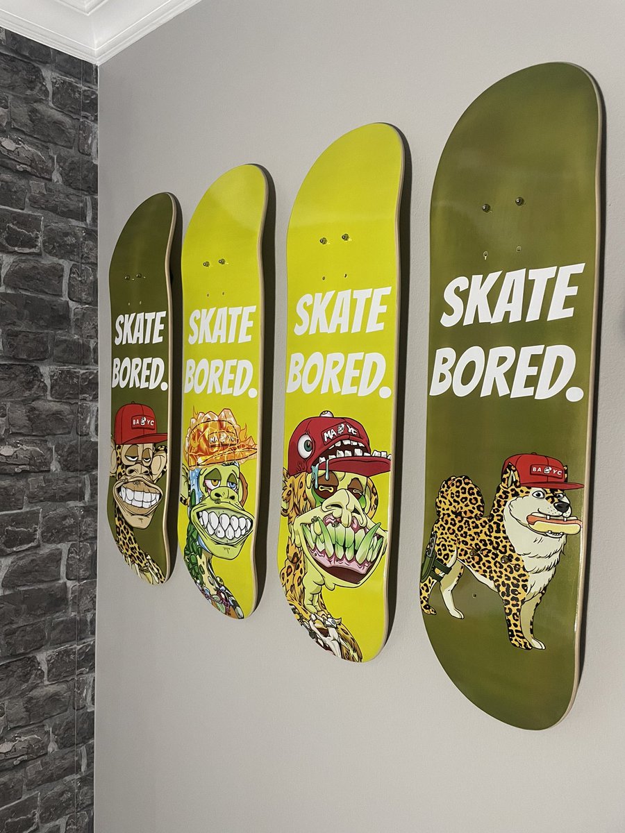 gm and happy #FullSetFriday!!! <a href="/BoredApeYC/">Bored Ape Yacht Club 🍌</a>