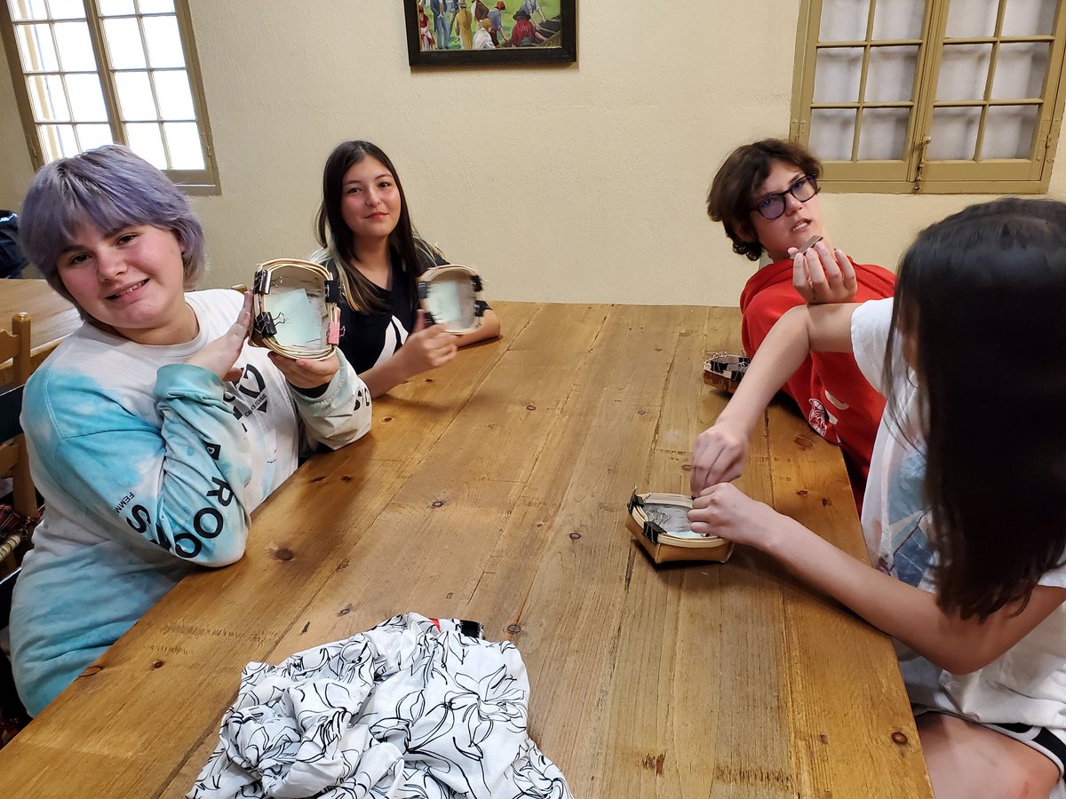 darrenlentz1's tweet image. Basket making with Gail Bannon from FWFN at Meno B @LakeheadSchools cultural camp. Some amazing work by our student leaders. Thanks to @AnikaCheyenne and all the leaders running this program.
