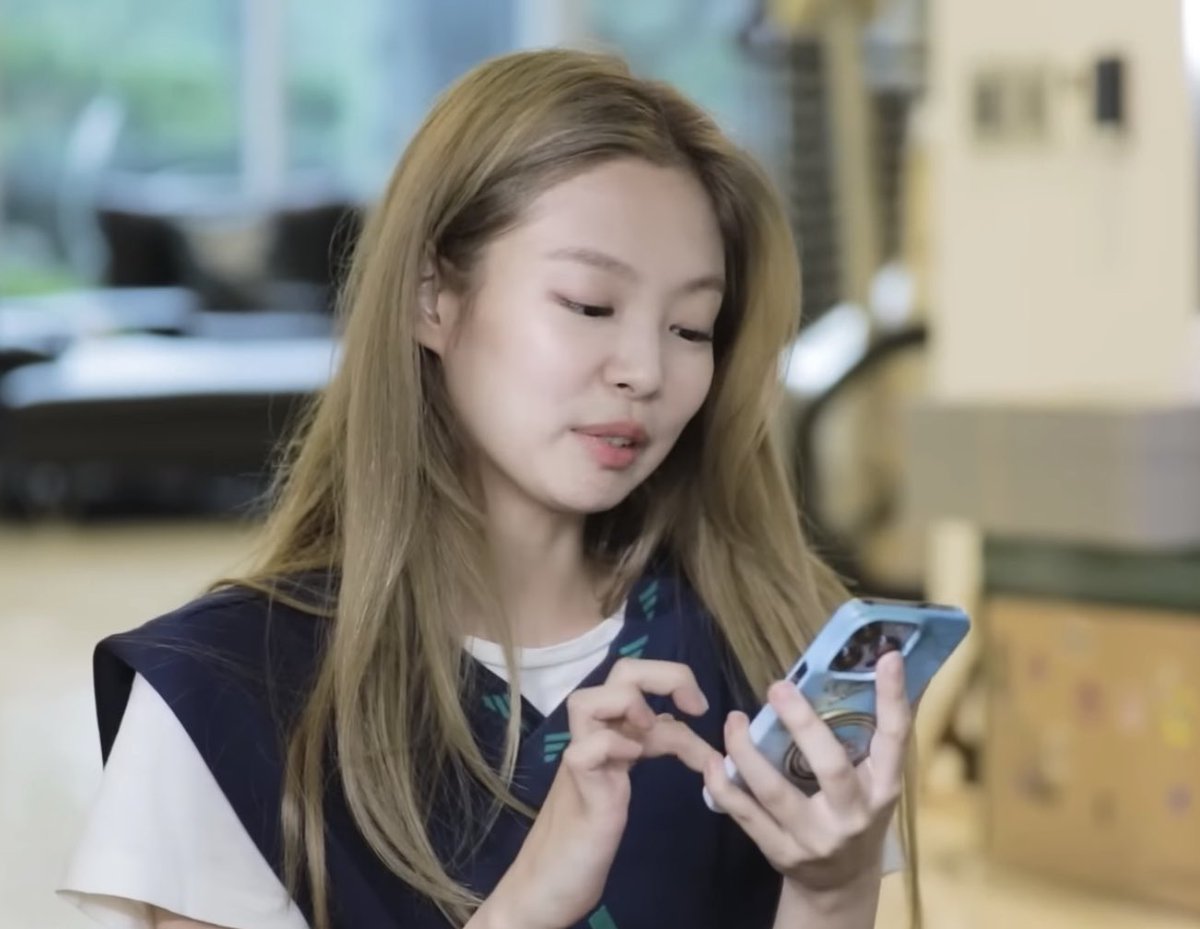 BPhandminsu's tweet photo. 019 - 제니 유튜브 VLOG 폰케이스
🔗 https://t.co/35QsVR9rN6
💲 24000원
#제니 #JENNIE #블랙핑크 #BLACKPINK #젠민수 https://t.co/u6IsxwLZNg