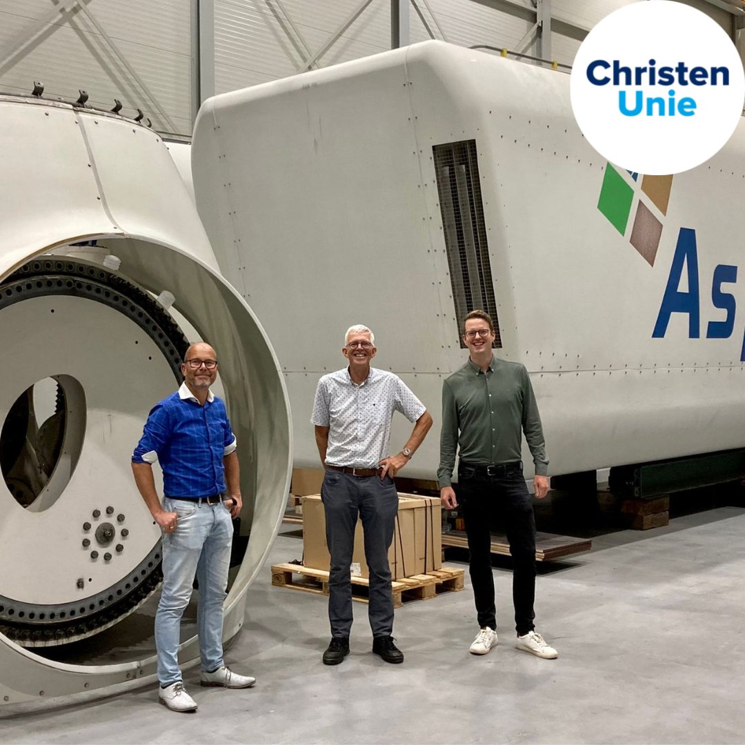 Mooi werkbezoek bij Rengineers in #Barneveld. Wij blijven ons verdiepen in mogelijkheden voor de belangrijke duurzaamheidsopgave en energietransitie. Hier op de foto <a href="/wouterdekool/">Wouter de Kool</a> , <a href="/henrybuitenhuis/">Henry Buitenhuis</a> en Joel Verstoep.