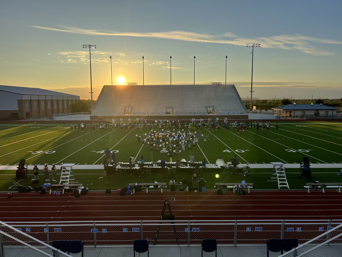 Rise and shine it’s game day!! We are so ready for our first FNL with <a href="/BoswellBandGold/">Boswell Band of Gold</a> 💙💛 Let’s go <a href="/BosFootball/">Boswell Football</a> !!