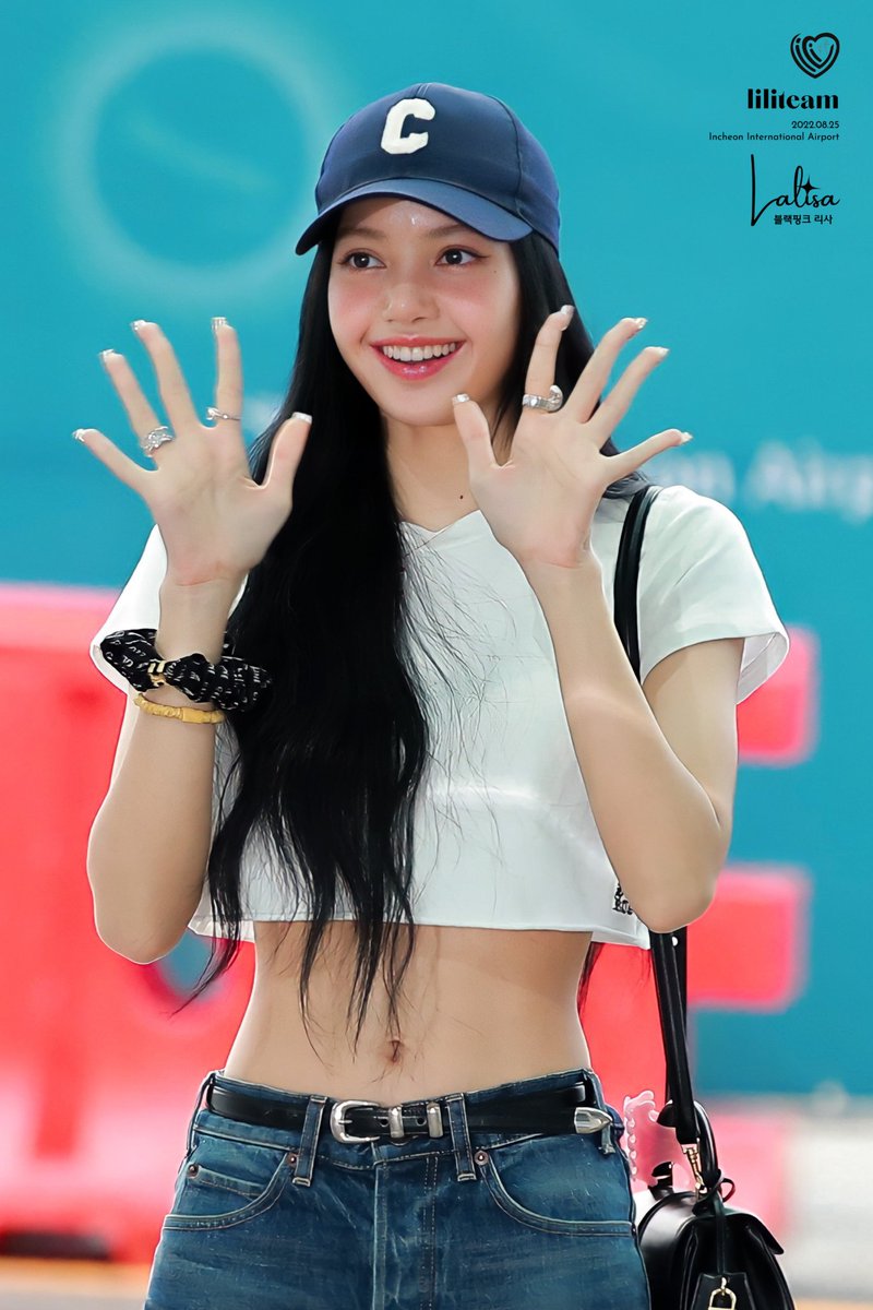 🆂🅺🆈🅻🅸🅽🅴•⁰³²⁷ tweet media