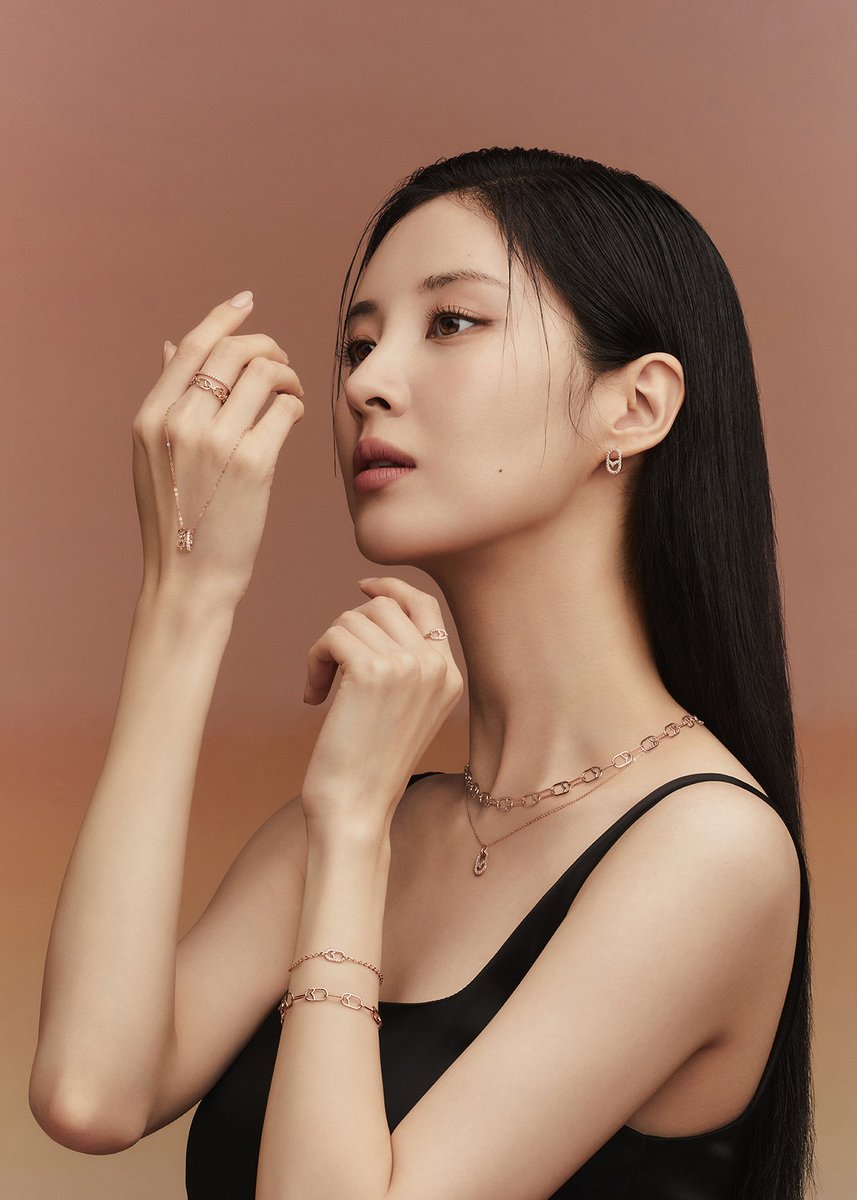 _snsd_updates's tweet photo. [Update] SEOHYUN - ‘티르리르 / TirrLirr’ 22 Fall 'MODERN TULY' Collection

#seohyun #서현 #seojuhyun #서주현 #tirrlirr #티르리르 #moderntuly #collection #22fall #fall #modern #tuly #muse #jewelry
220826 https://t.co/UHsEfcMRZx