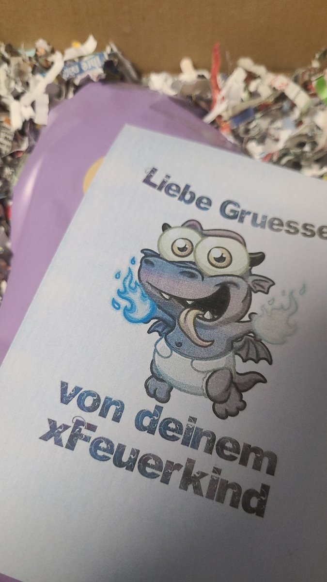 blauesLichtchen's tweet photo. Funkelpost!!! #Funkelpost von 
@xFeuerkind !!! *hüpf hüpf* danke @sparkleelixier danke @xFeuerkind https://t.co/MzyNCuSyYk