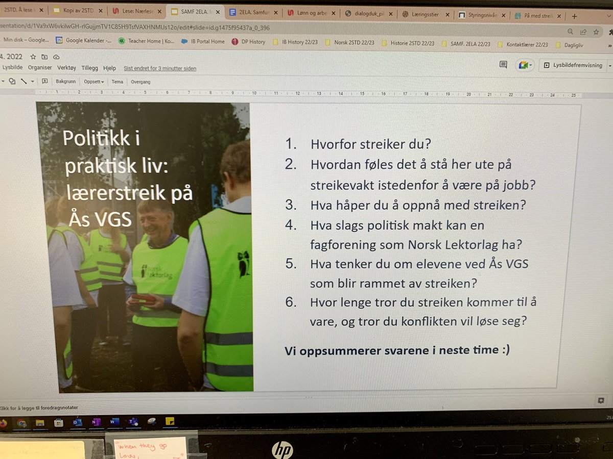 MarieAlveberg's tweet photo. Gøy å oppleve 17 år gamle gutter på YF så engasjert i arbeidslivspolitikk! I dag fikk de intervjue streikende kolleger @norsklektorlag i SAMF-timen. Suksess! @AasVGS #relevans #gulldagene💛 #lærerliv https://t.co/vbR00ce2sO