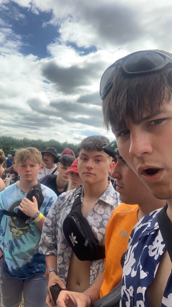 PatrickRobb16's tweet photo. #NOMUSICONADEPLANET finley loves the sesh https://t.co/cofJbyybrK