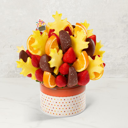 SI_edible's tweet photo. Salted Caramel #Fall Bouquet 🍊🍓🍍🍫

#statenisland #delivery #fruit #healthytreats #gift #baby #birthday #anniversary #cookies #brownie #ediblearrangements #love #flowers #cupcakes #getwellsoon #emoji #cheesecake #bff #summer #bbq #gamedaygifts https://t.co/bYfFbn3TAm