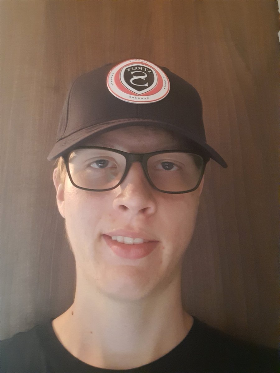 Hannes Man tweet media