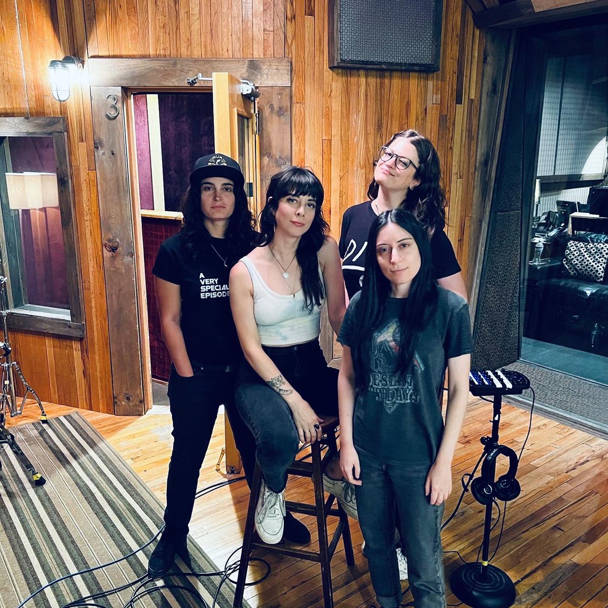 Desert_Sharks's tweet photo. Come see us next Friday 9/2 at @BabysAllRight for the #drugcouple album release w/ @wetsuit_band! https://t.co/CrzE7pNzXi https://t.co/nTdHgxK3A4