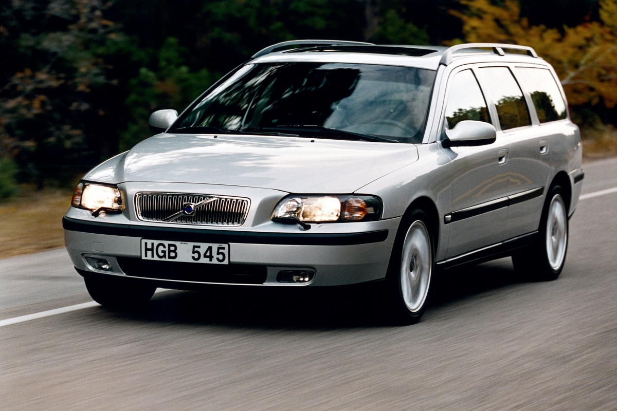 auto55be's tweet photo. Deze Volvo overtreft alle moderne auto's. #verkeer #veiligheid #ergonomie #auto #automotive Zie https://t.co/9EM1OqRmvR https://t.co/YNnyiXX3mY