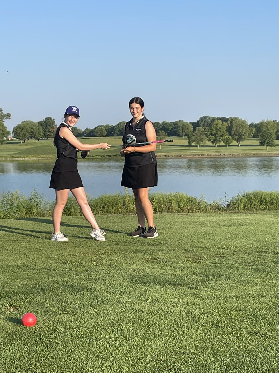 springs_golf's tweet photo. Grace and Emily decide to have an impromptu sword fight to start the JV girls season at Hoots Hollow. https://t.co/0PYBhfCbQz