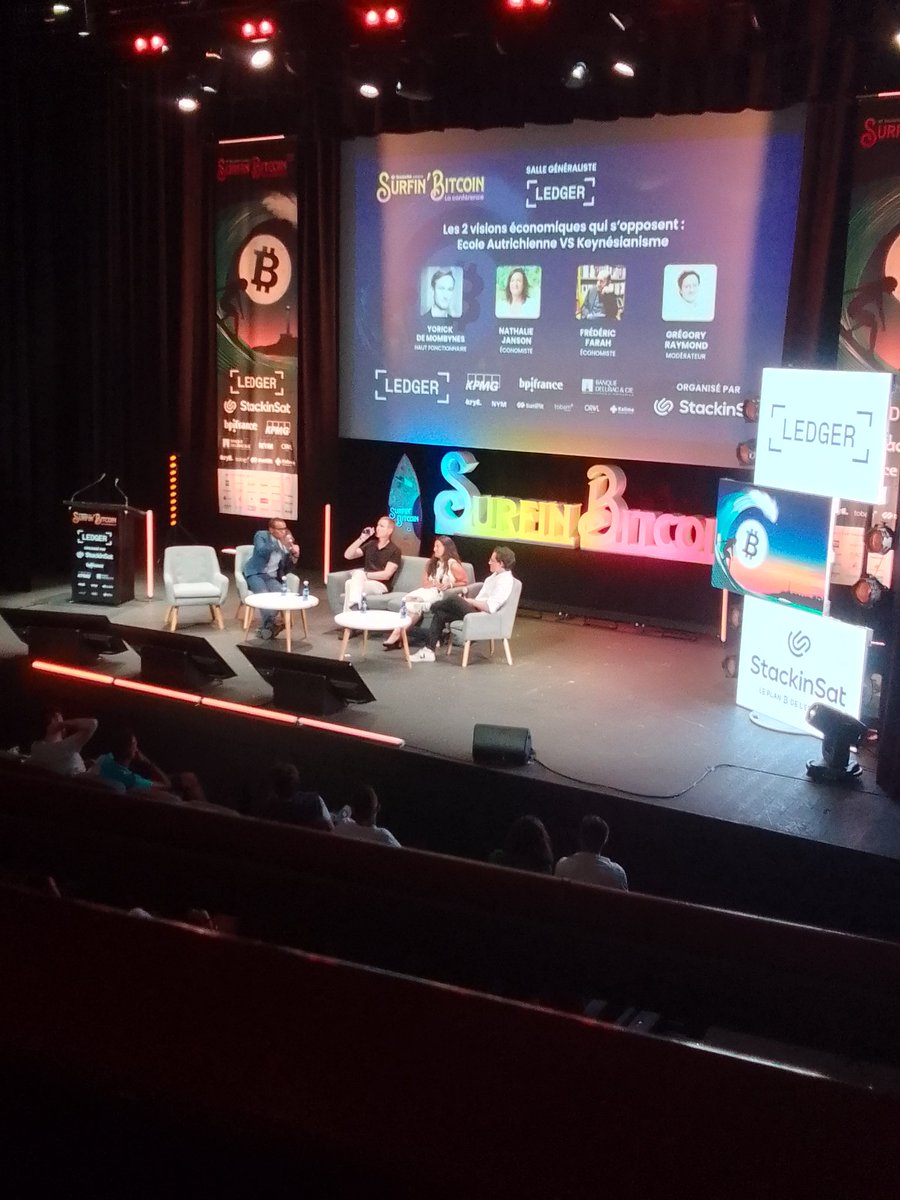 SurfinBitcoin's tweet photo. 🔔[PROCHAINE CONFÉRENCE] Salle @Ledger
Les 2 visions économiques qui s’opposent:
Ecole Autrichienne VS Keynésianisme

Speakers : @ydemombynes, @NathalieJanson1, @FerghaneA

Modérateur: @TheBigWhale_

#SurfinBitcoin22 #Bitcoin #ConferenceDays https://t.co/JtaxaLqm6F