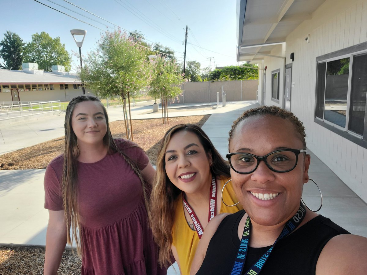 Back To School Night was a success with my 5th grade team! <a href="/Williams_BCSD/">Williams Elementary BCSD🐾</a> #GoWildcats #teambcsd