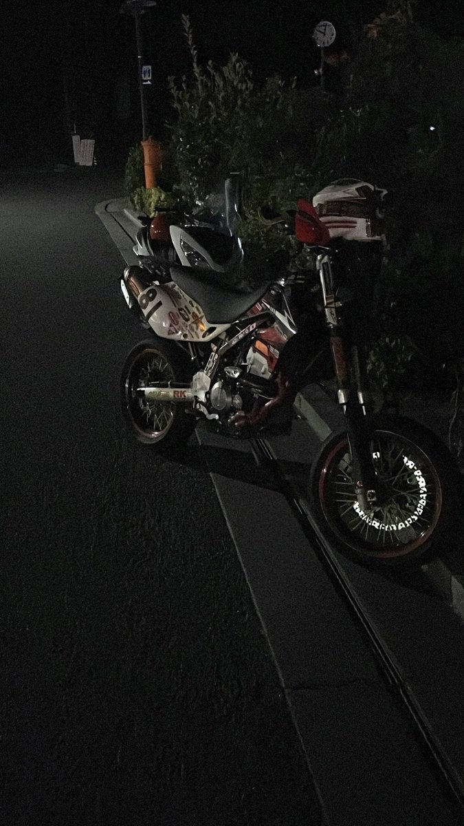 every11000's tweet photo. 久々にバイク https://t.co/xEQ8MlfEeu