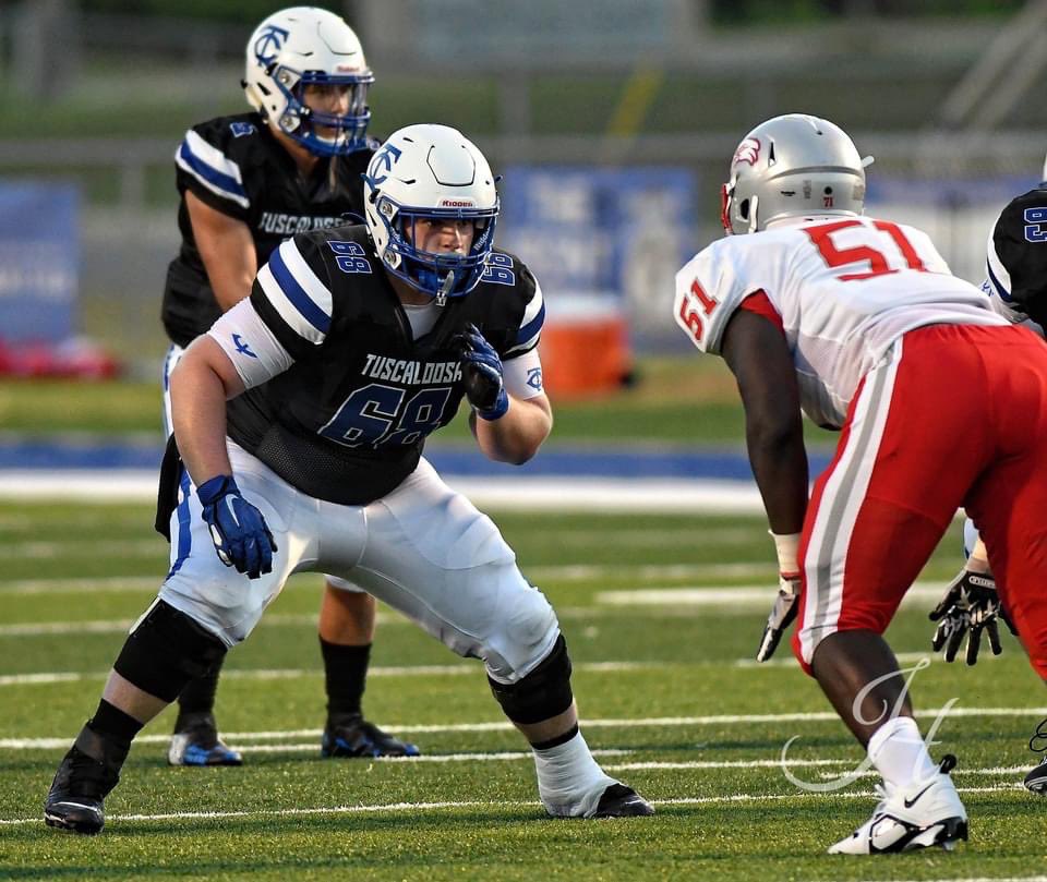 CogerGage's tweet image. Game day! Let’s go! #rightguard #tchsfootball #68