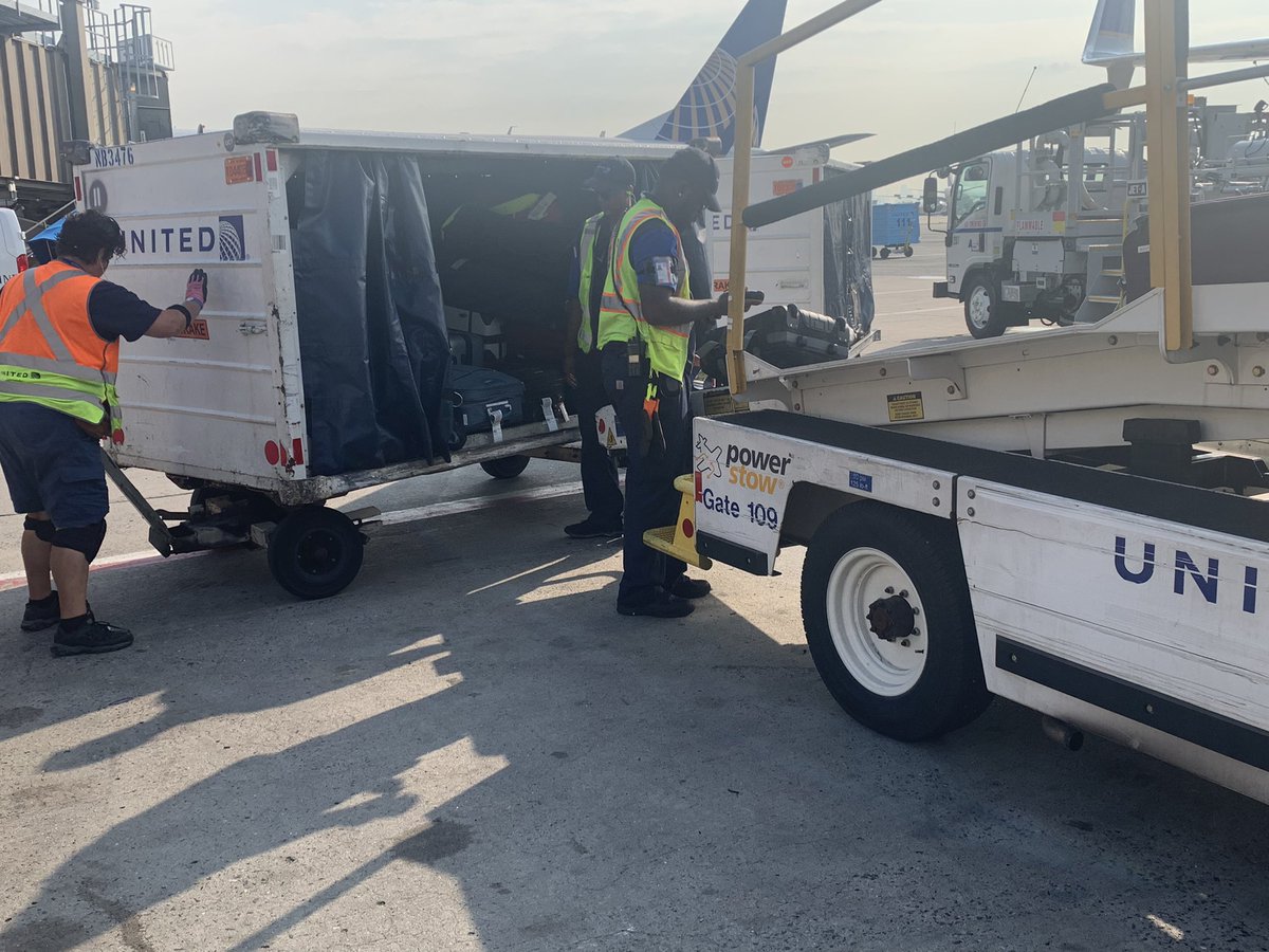 Foundations determine 2 things how high we can build &amp; how long what we build will last &amp; Core4 gates <a href="/united/">United Airlines</a> are doing just that for all new hires coming through the program #GoodLeadsTheWay #ConsistencyTeam <a href="/MikeHannaUAL/">Mike Hanna</a> <a href="/rodney20148/">Rodney</a> <a href="/KevinSummerlin5/">Kevin Summerlin</a> <a href="/BsquaredUA/">Bradley Boyd</a> <a href="/DavidWisdomUA/">David Wisdom</a>