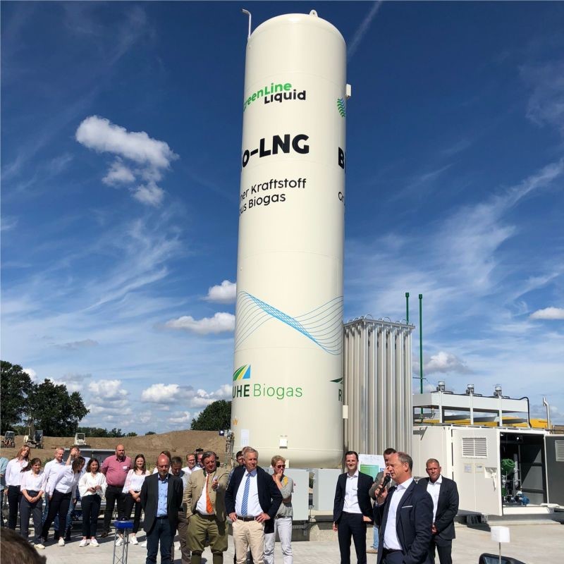 Gasnam_'s tweet photo. Inaugurada la primera planta de #BioGNL de Alemania en #Darchau. Esta innovadora planta utiliza residuos agrícolas y los convierte en #biocumbustible que permite reducir la huella de carbono de camiones🚛

👉https://t.co/kY7KW2KaKl https://t.co/zpd4NwHzLt