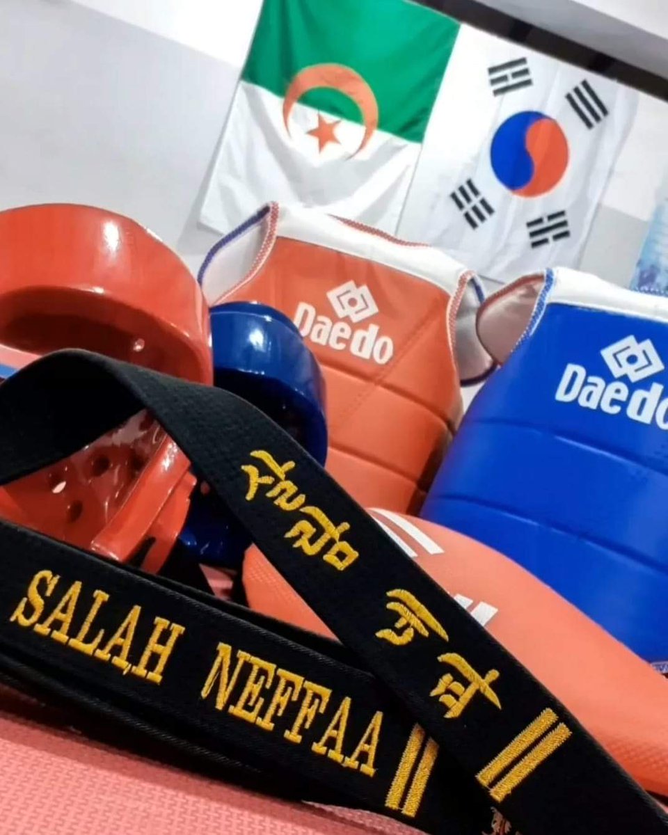 salah_nefaa's tweet photo. 🔅Taekwondo  🔅 태권도 🔅 تايكوندو 
🔅Sala Neffaa 🔅 살랗 나파 🔅 صالح نفاع 
🔅Union Fennec Club  🇩🇿 🇰🇷 نادي اتحاد الفنك 🔅 https://t.co/bdaqF3TLeU