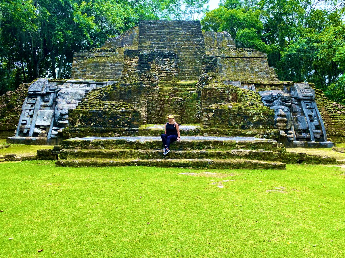 ohhlaura's tweet photo. I’m all your’n you’re all Mayan https://t.co/AmqR094ibL