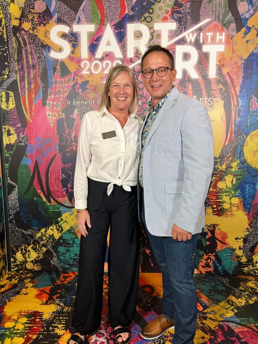 ArtsForLawrence's tweet photo. Judy, Jay, Nick &amp; Leng from our AFL team had a great time with our @GlickFoundation friends! #StartWithArt2022 was a great event, seeing old friends and making new ones in the Arts community. Congrats to ARTI Award winners and thanks to @artscouncilindy for a fun celebration! 🤩 https://t.co/JQhgiIdxup