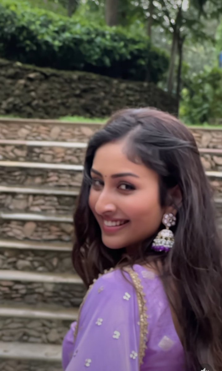 QueenAnchal17's tweet photo. She is a real life fairy
💜💜💜💜
#AnchalSahu https://t.co/7DFDLsceXa