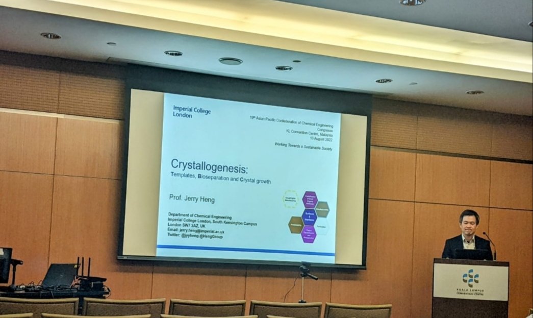 HengGroup's tweet photo. Excellent participation and talks at the 19th #APCChE 2022, KL, Malaysia. A great keynote lecture by @JYYHeng on Crystallogenesis along with a couple of presentations from our PDRA @VikramKarde on Supehydrophobic coatings and Powder mixing👏 https://t.co/XgORa1bWhB
