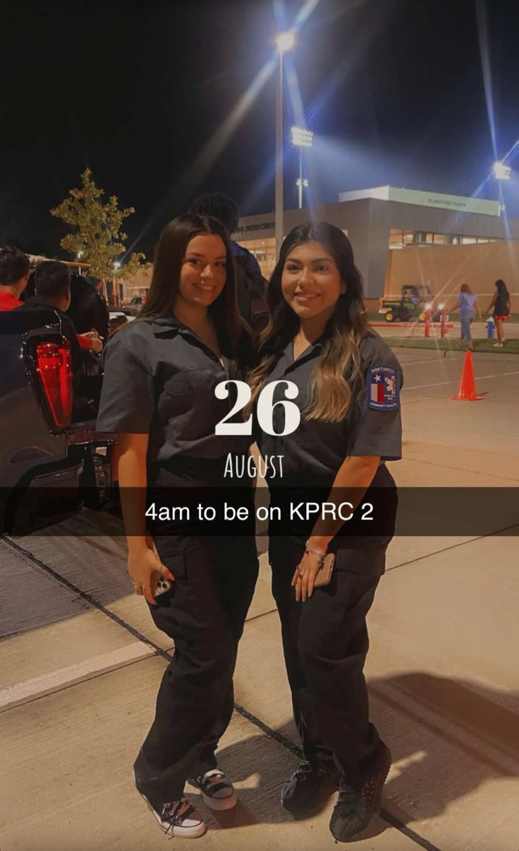 cwhs_emt's tweet photo. Way to go guys!! Students at Planet Ford Stadium at 4AM. No question they take their pathway seriously. @KPRC2 @SpringISD @DrAlfredJames @AyeshaAhmad30 @cwhs_springisd @SpringISD_CTE #flyphoenixfly https://t.co/8OfiGrzUUv