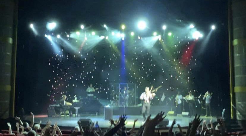 GaryLovini's tweet photo. Enjoyed a last-minute cruise on #celebrityequinox @CelebrityCruise thanks to  @DonCasinoAgency Due to a slight delay in our green card application process I am available to cruise again for a limited number of weeks. Had an awesome show! 🎻🕺
#violinshow https://t.co/Ll68y5NGZc
