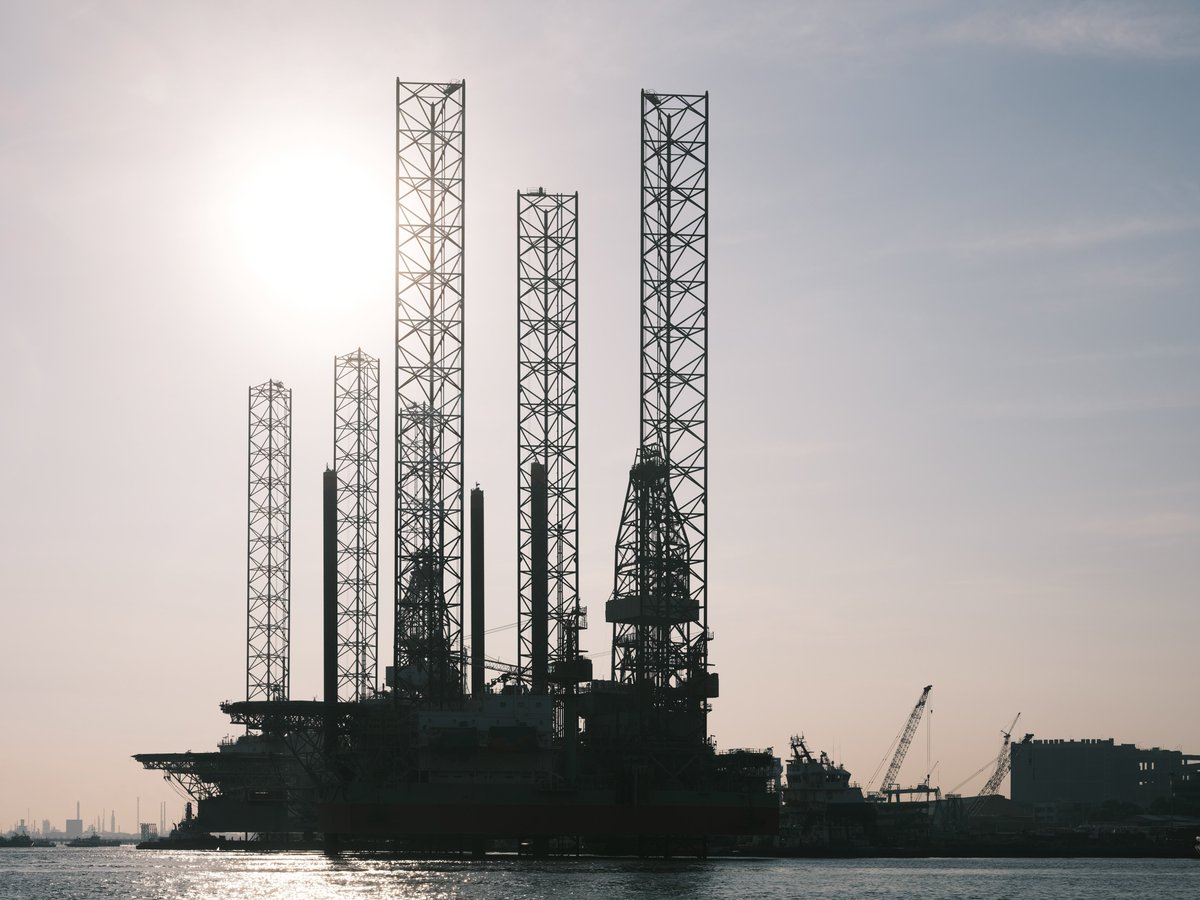 UCLSTEaPP's tweet photo. Carbon dilemma: Indonesia’s experience

Writing on the STEaPP blog, @mrosyidj explores what the future holds for Indonesia's transition to a low-carbon economy.

https://t.co/x9qK4KneGT https://t.co/6Q5naE7jFN