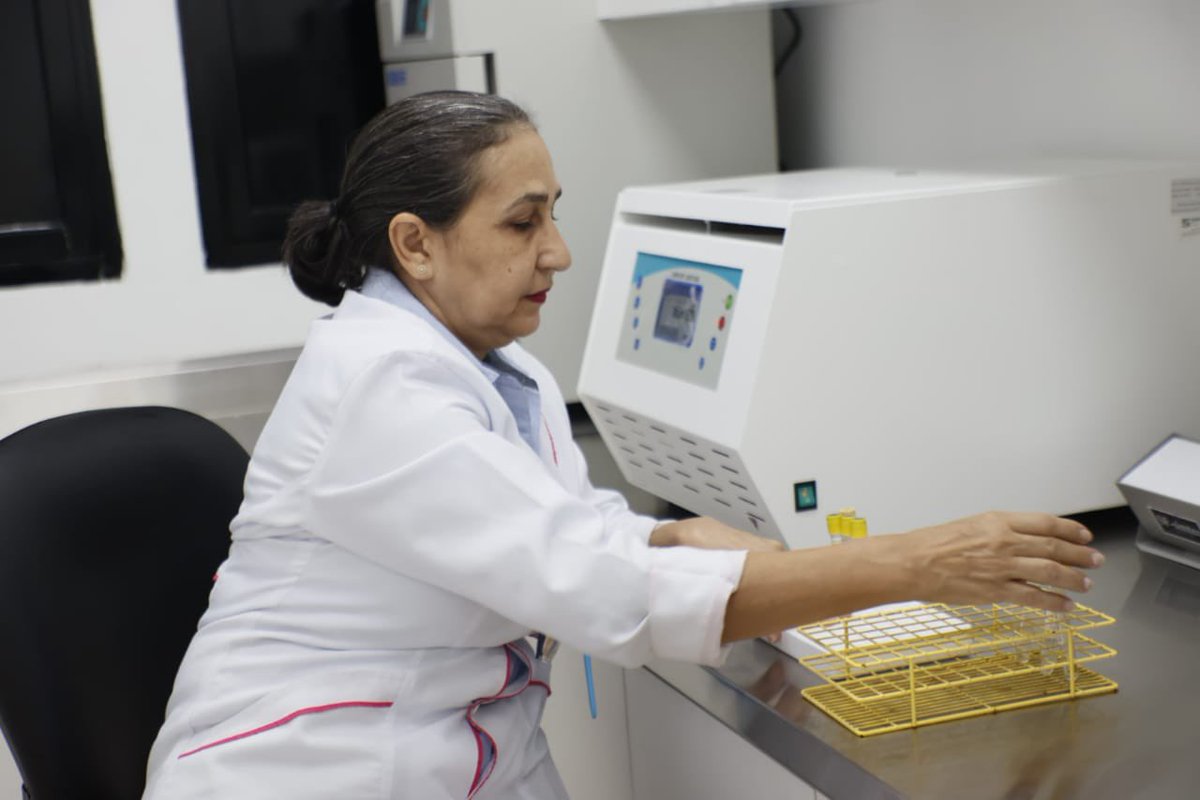 drmariolama's tweet photo. 📍Hospital Felix María Goico, Santo Domingo.

En el día de hoy el @SNSRDO puso en funcionamiento la remozada y equipada unidad de laboratorio del Hospital Felix María Goico. 

@luisabinader @RaquelPenaVice @SaludPublicaRD @Comunicaciondo https://t.co/qaaJcyMvY3