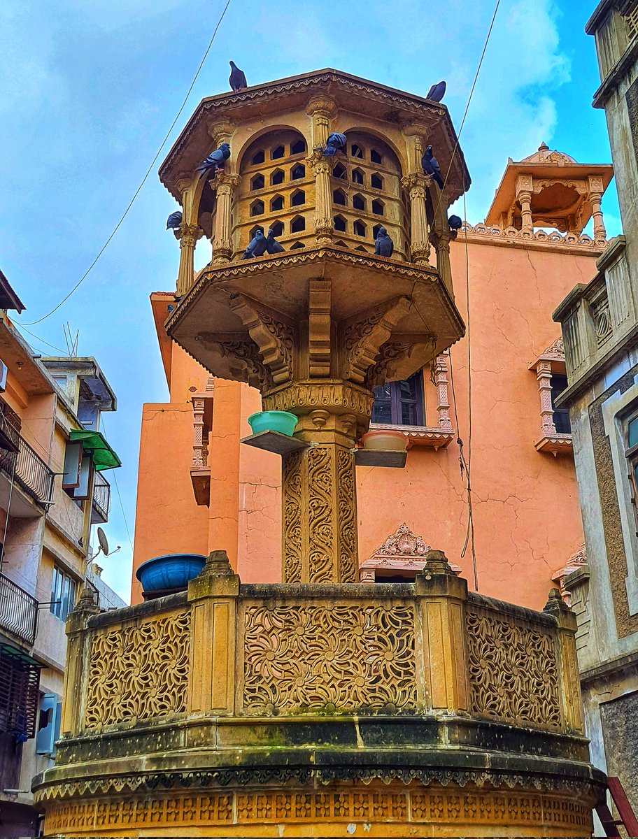 harshil_pitroda's tweet photo. Somewhere in old city...

Guess the Location 📍

#Ahmedabad
#MyAmdavadShot https://t.co/TwALDyKEkt