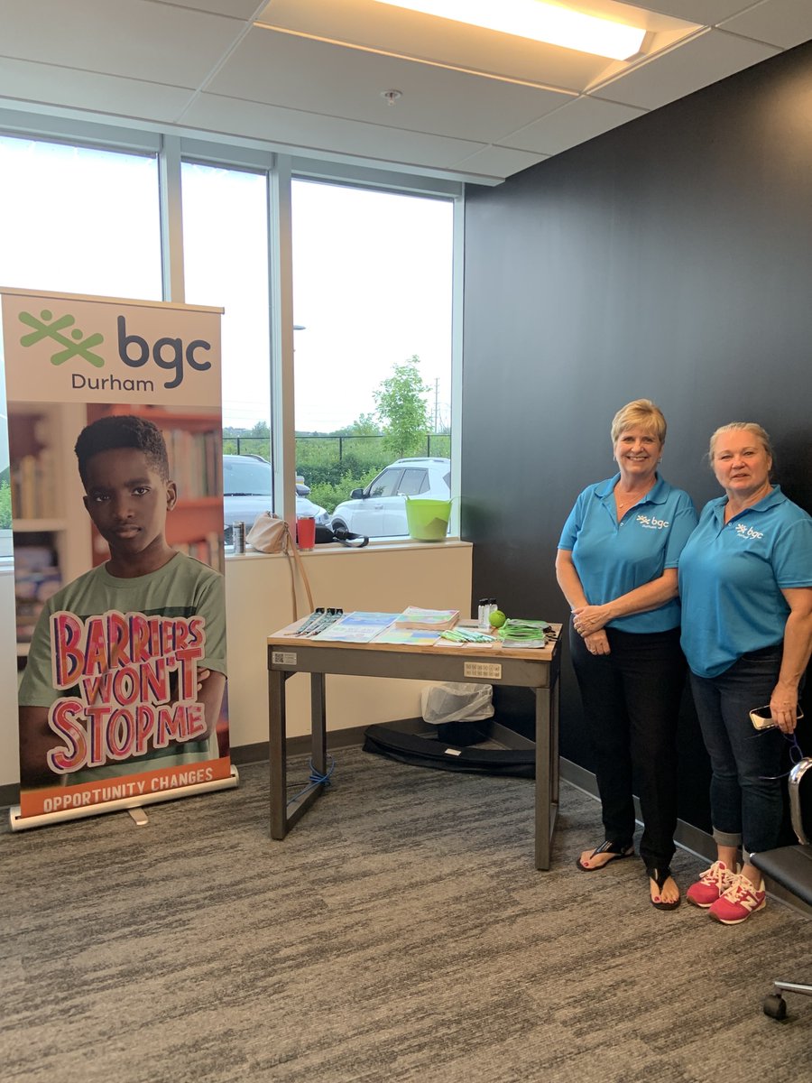 LAUFTworkspace's tweet photo. Amazing event last night hosted by @APBoardofTrade and @AjaxStorage inside of our LAUFT Ajax location.  

A networking event featuring NFP organizations supporting the Durham Region.

We love leveraging our flexible spaces to host events and bring communities together. https://t.co/UYzgMjEpdH
