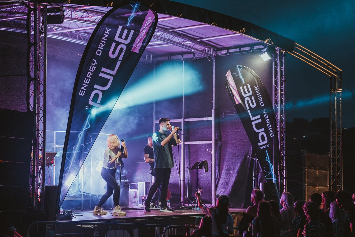 ZalgirioArena's tweet photo. Last Sunday, fans gathered at #Pakrante and sang together with Alekna and Otreya. Let‘s remember this evening and unforgettable emotions! 📸
Stage partner: Pulse Energy.
Lounge area partner: Pringles. https://t.co/X0Ywv2x2pn