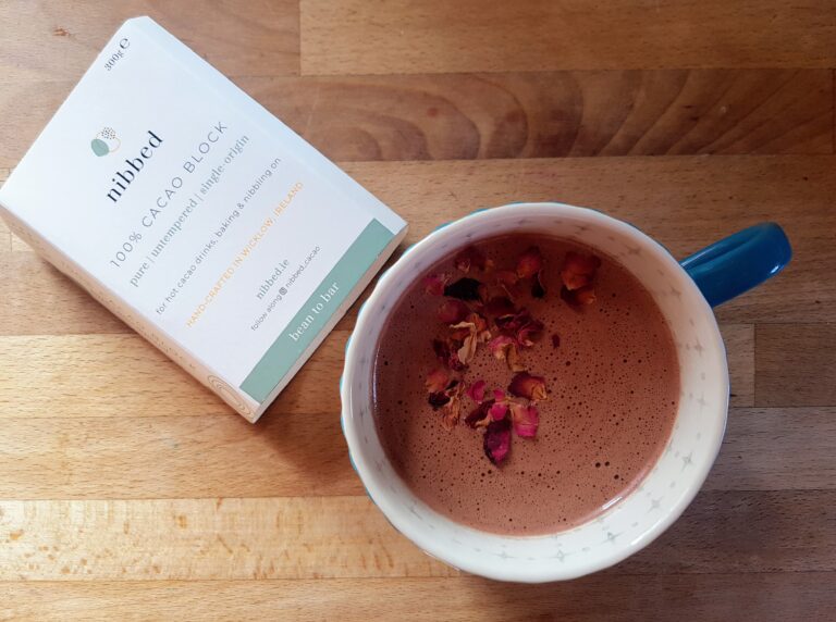 Bibliocook's tweet photo. @LauraFude @nibbed_cacao @IndieFude Their cacao though...
#presssample https://t.co/7eUKv0SV6Y