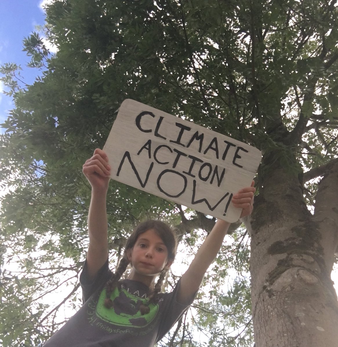#FridaysForFuture #ClimateStrike #SchoolStrike4Climate
We will not stop fighting for a future!