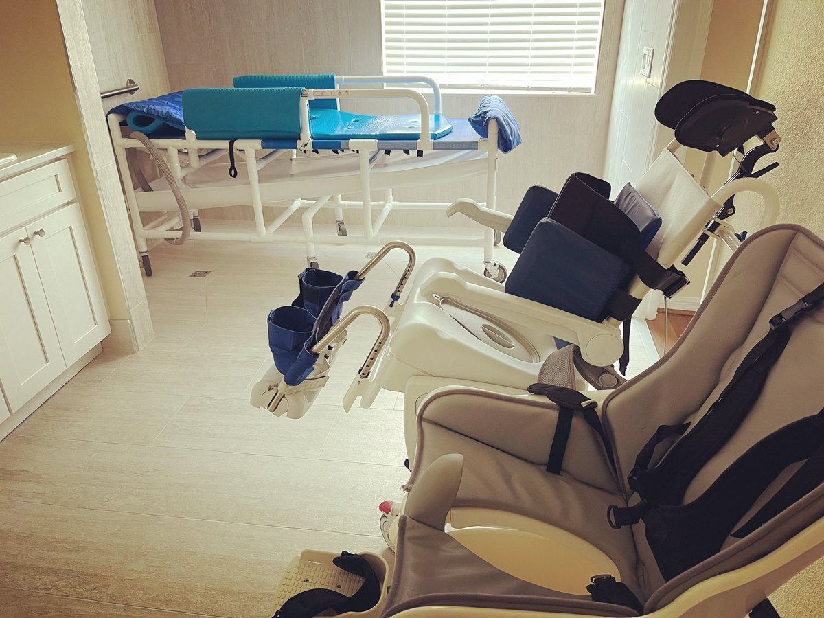 bucksamandy's tweet photo. #AccessibleVilla
#DavenportFlorida
Manual Pump #Sling #PoolHoist Pool & Spa
#gantryhoist over the #profilebed
#Rollin #Wetroom with #MobileShowerTrolley #AdultShowerCommode
#childrens #showercommode
#levelaccess front door
#rampedaccess to pool
https://t.co/Q6JEe2zFHJ https://t.co/B7PVdhTKRl