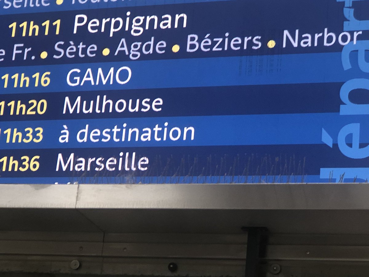 OMETGE67's tweet photo. Ce matin un moment de l'histoire mythique des chemins de fer européens avec le départ de l'Orient Express de Paris Gare de Lyon pour Istanbul à 11:33. https://t.co/OAL1YJh3n3