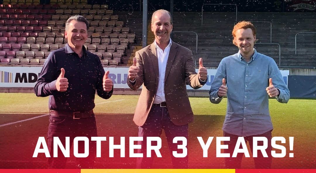 ✍️ | 𝗔𝗻𝗼𝘁𝗵𝗲𝗿 𝟯 𝘆𝗲𝗮𝗿𝘀!

Go Ahead Eagles en <a href="/msmlnl/">MSML</a> hebben het onderlinge partnership verlengd en zijn klaar voor drie nieuwe jaren van Deventer samenwerking.

🔗 ga-eagles.nl/softwarebedrij…