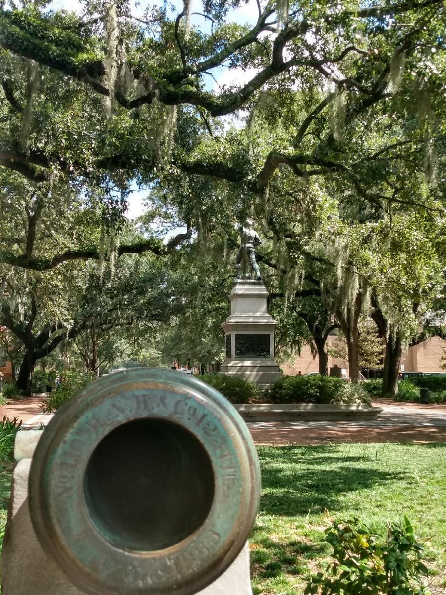 Madison Square is home for the Sergeant William Jasper statue as well as two cannons used in the Siege of Savannah. The cannons commemorate the first two highways in the colony: Savannah to Augusta and Savannah to Darien.