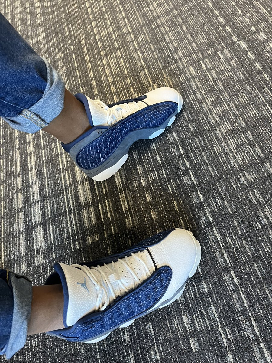 MatriceRaven's tweet photo. One of the originators (OGs) of @NorthwestISD #freshFeetFriday… don’t mind me… I’m just out here JWalking today with the 13s. Put me in the game coach! @Coach_CBerry @LearnedNotGiven @APD1319 @drchassidygreen @thornell5 @thornton_lamar @jackson_carrie https://t.co/Yaha5W6pnu