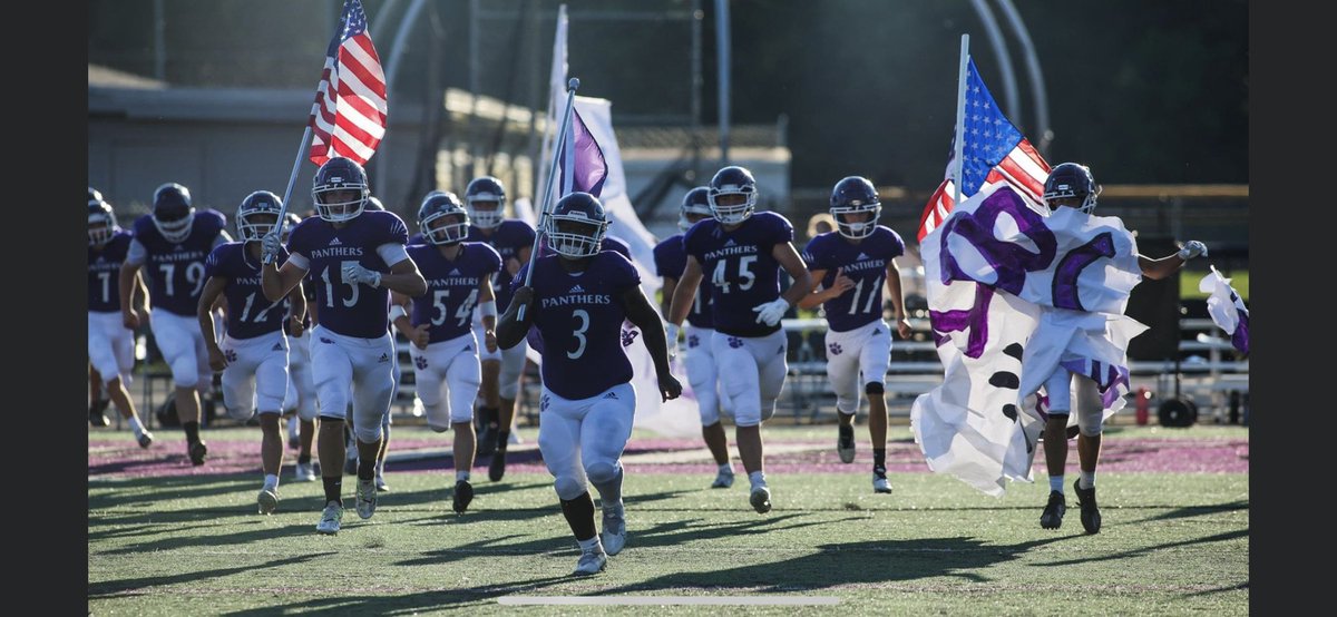 tknipp9's tweet photo. Game Day!!! Let’s Go! #PantherPRIDE #GoPEAKE #showuporshutup #wework https://t.co/cHI3tRc7j6